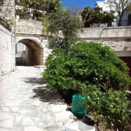 Vasiliki's House Kinitharos